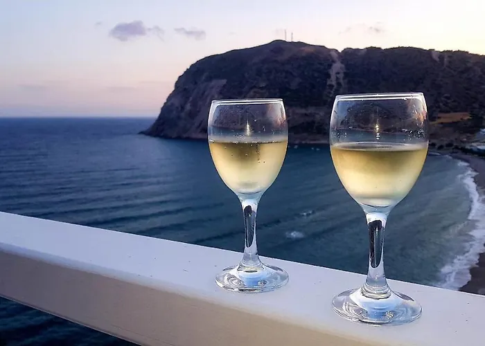 Agia Kyriaki Agia Kiriaki Beach (Milos)